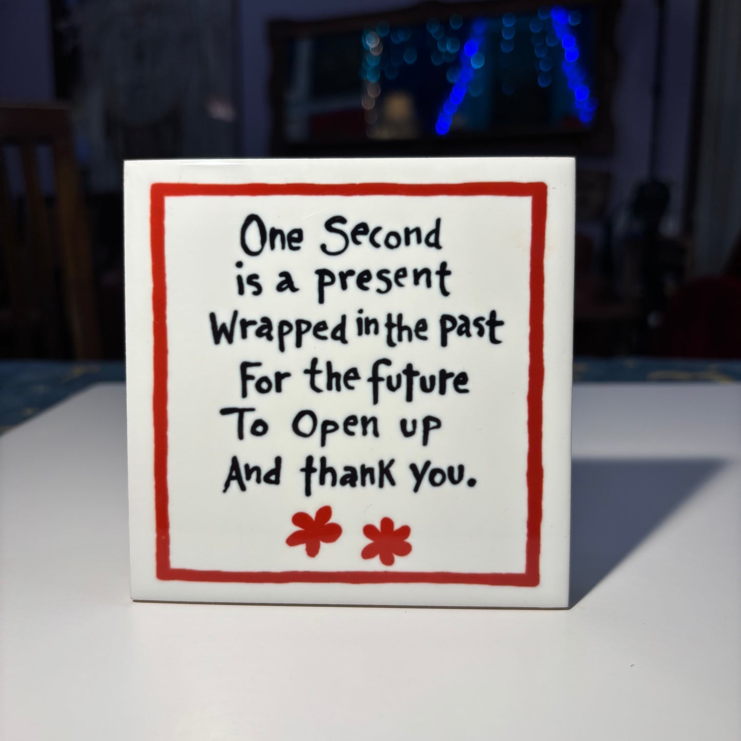 One second is a present wrapped in the past
